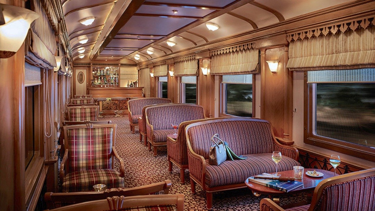 Deccan Odyssey, Luxury Train, India: localhi