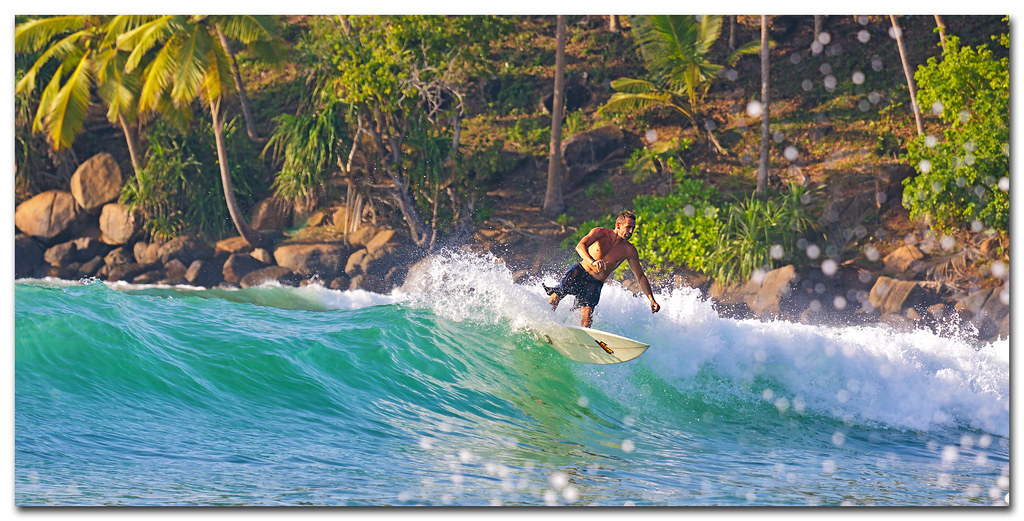 Surfing at Mirissa, Sri Lanka: localhi