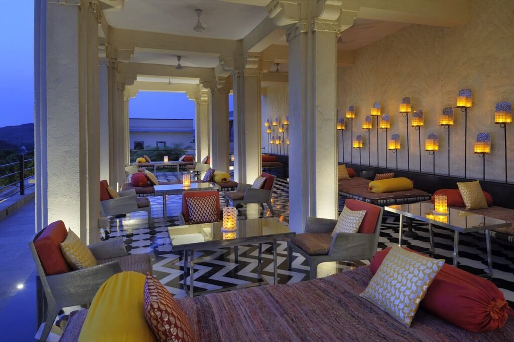 Raas Devigarh, Udaipur, Romantic Stay, India: localhi